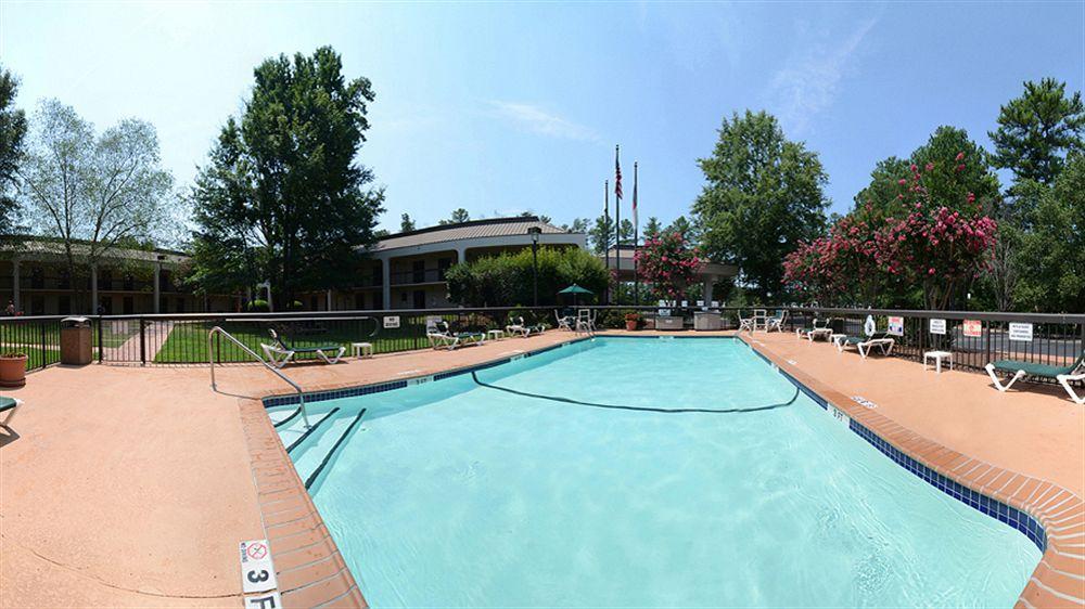 Hampton Inn Чапел Хилл Экстерьер фото