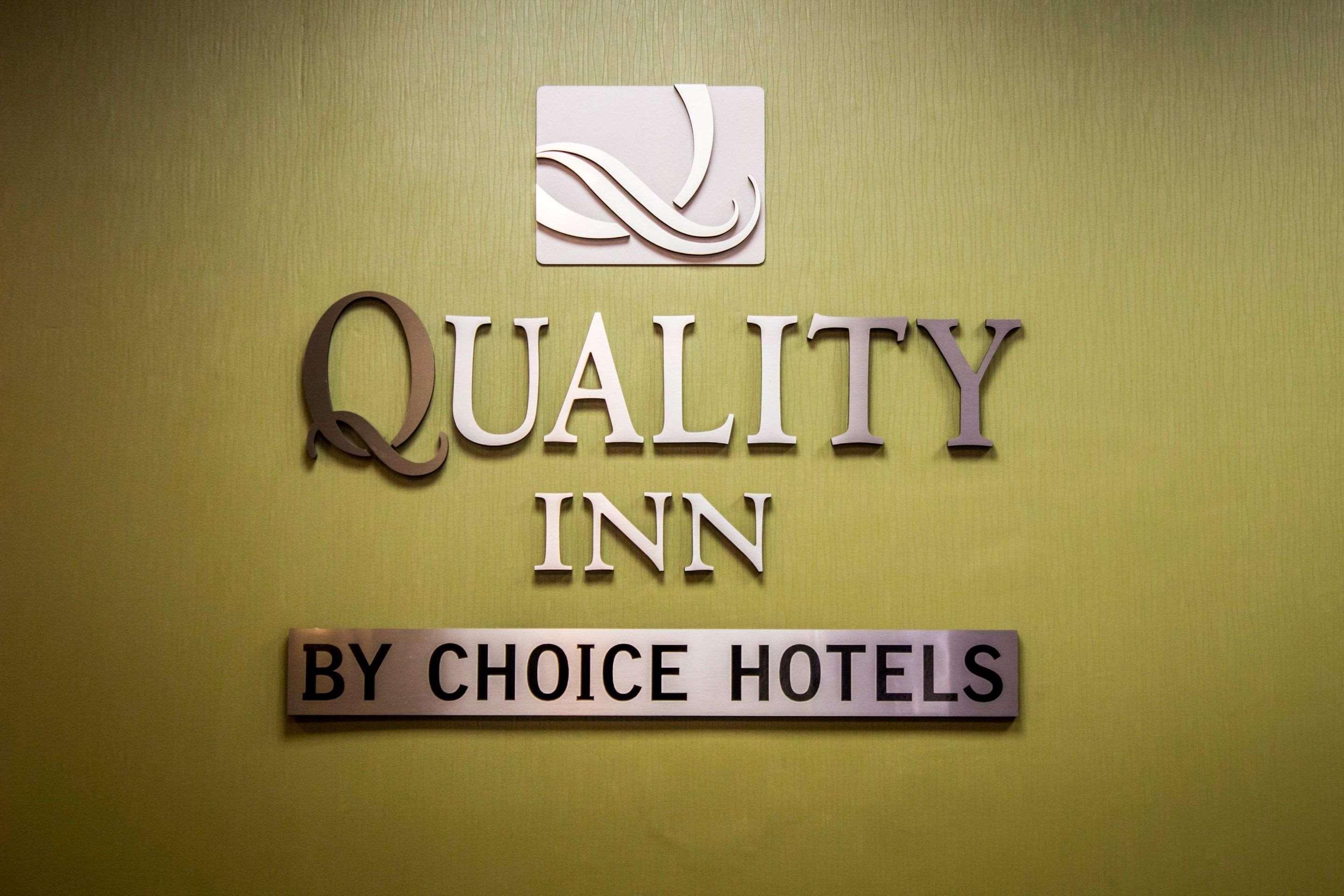 Hampton Inn Чапел Хилл Экстерьер фото